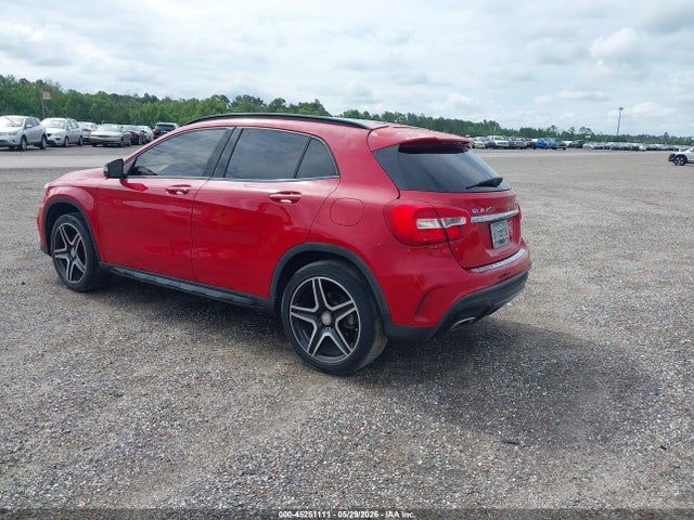 Mercedes-Benz GLA 4matic
