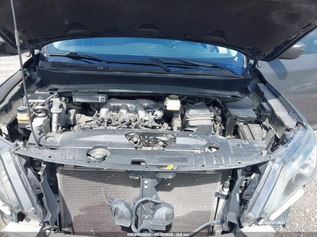 Nissan Pathfinder Sv