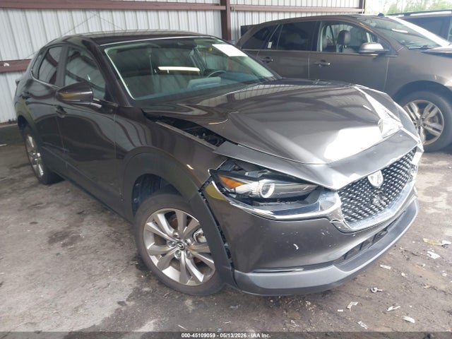 Salvage Mazda Cx Image