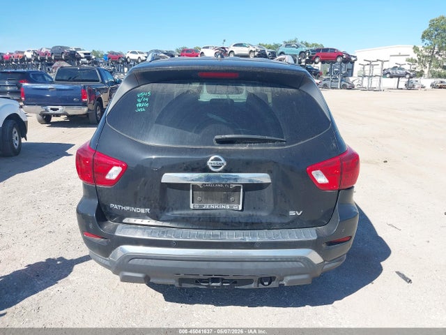 Nissan Pathfinder Sv