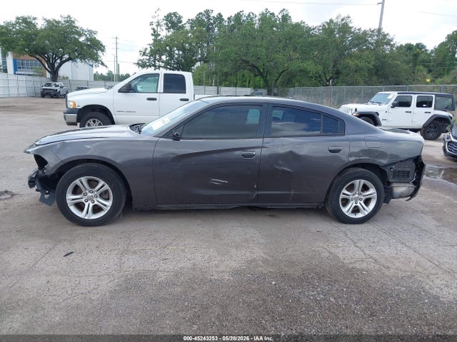Dodge Charger Sxt Rwd