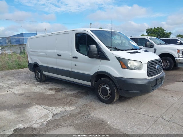 Salvage Ford Transit Image