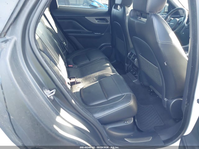 Jaguar F-PACE S