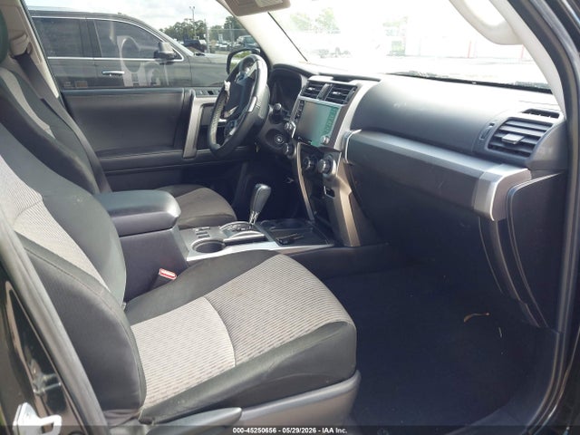 Toyota 4Runner Sr5