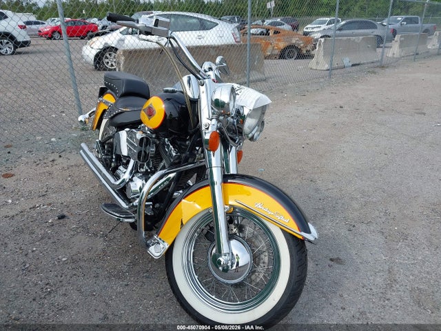 Salvage Harley-Davidson Flstc Image