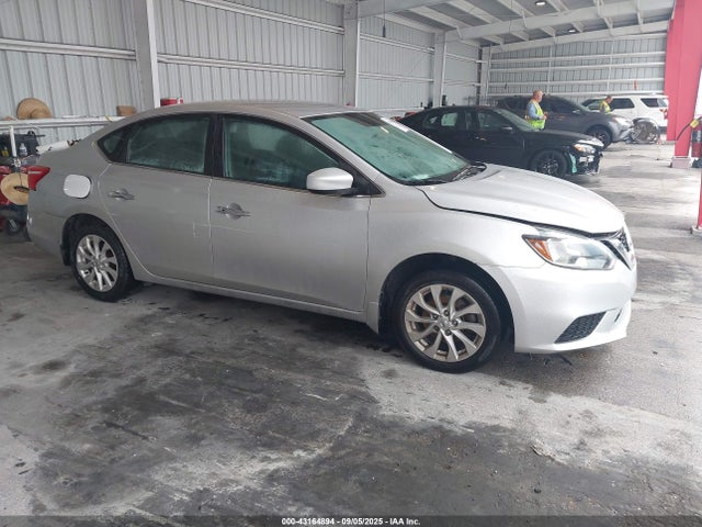Salvage Nissan Sentra Image