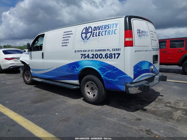 GMC Savana Work Van