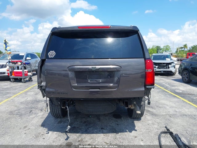 Chevrolet Suburban Ls