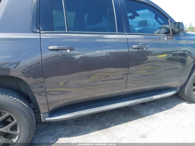Chevrolet Suburban Ls