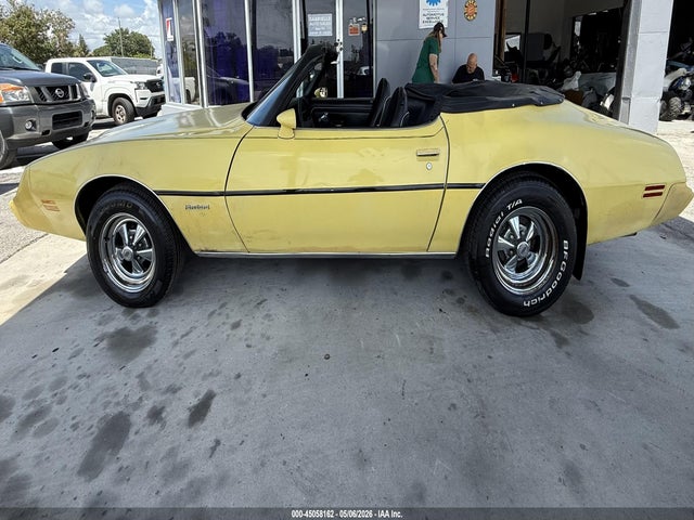 Pontiac Firebird Esprit