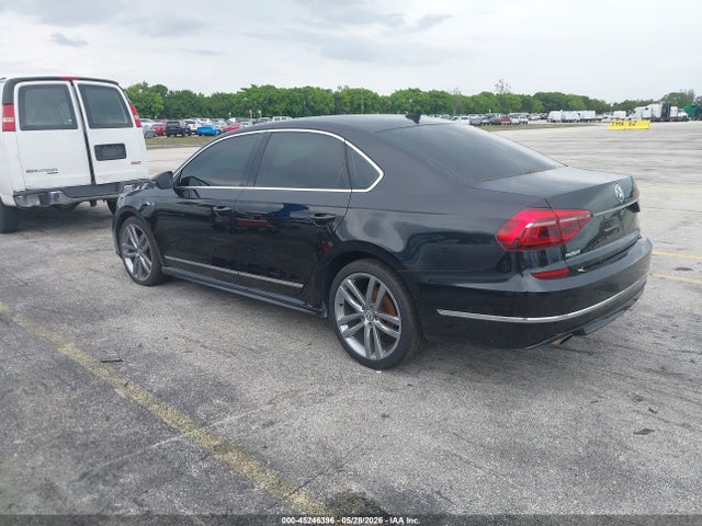 Volkswagen Passat 1.8t R-line