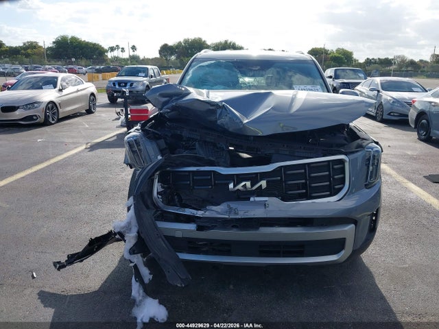 Kia Telluride S
