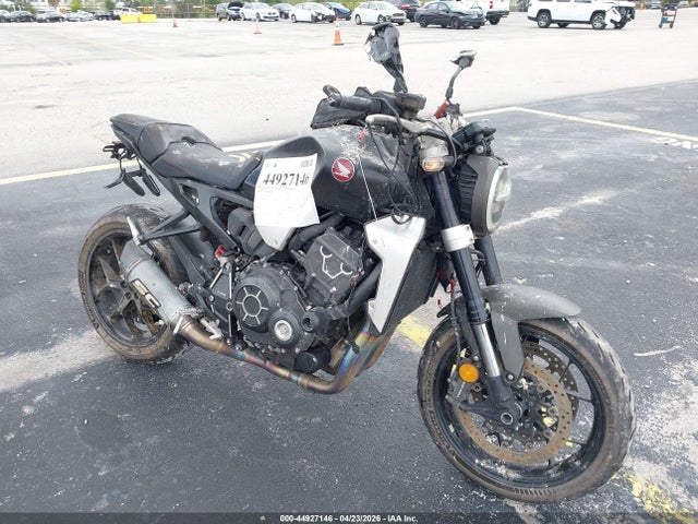 Salvage Honda Cb1000 Image