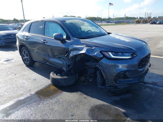 Salvage Honda HR-V Image