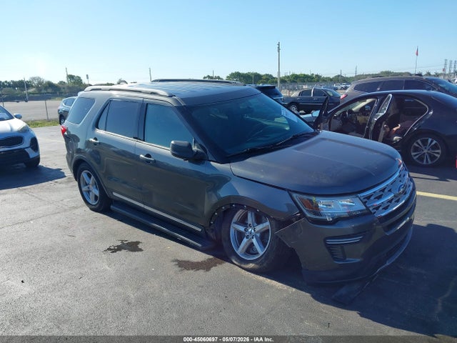 Salvage Ford Explorer Image