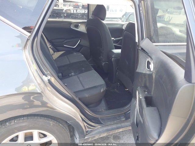 Kia Soul Lx