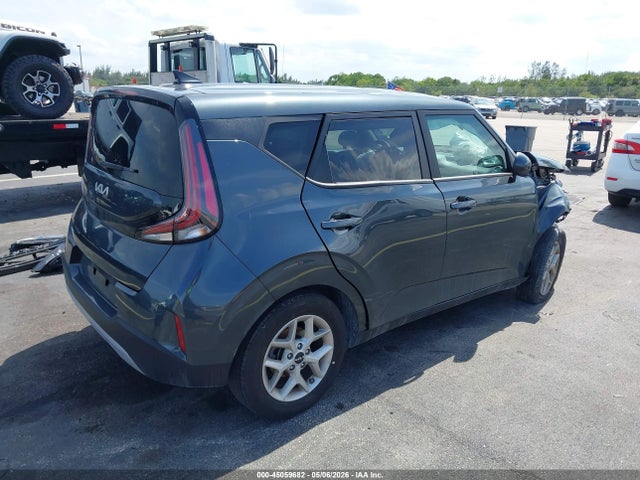 Kia Soul Lx