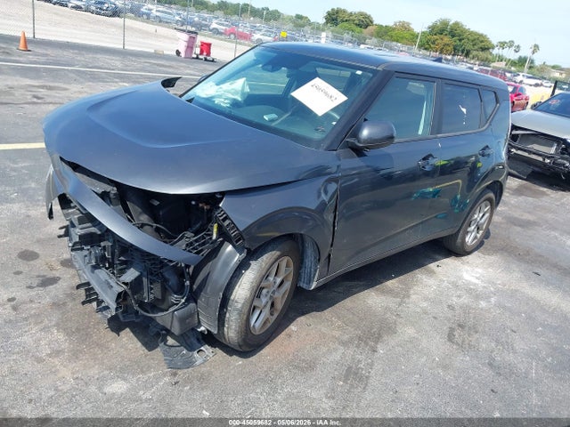 Kia Soul Lx