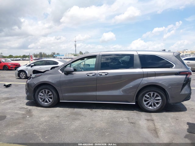 Toyota Sienna Xle