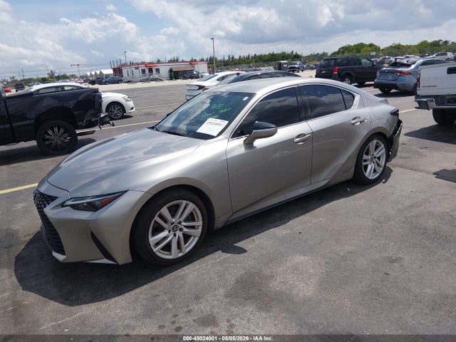 Lexus Is