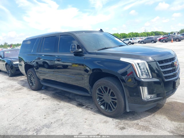 Cadillac Escalade Standard