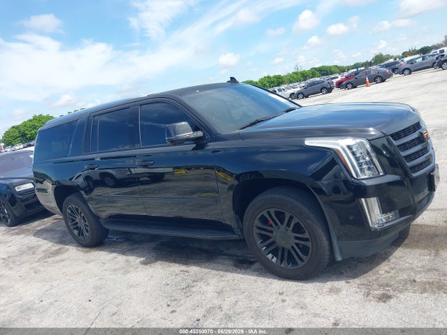 Cadillac Escalade Standard