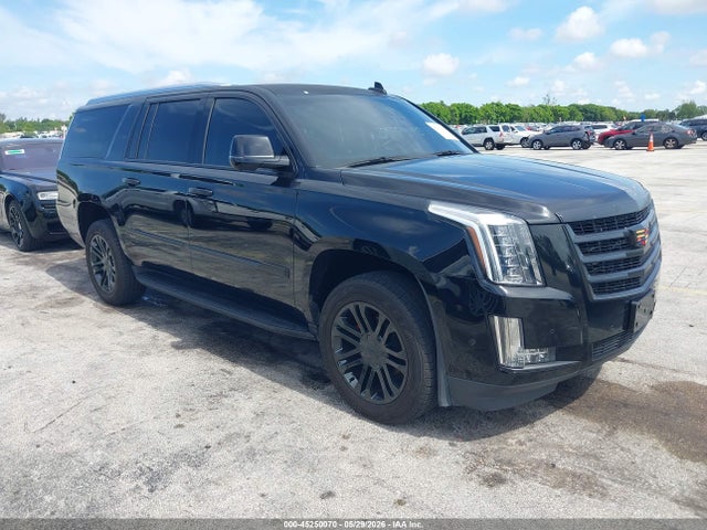 Salvage Cadillac Escalade Image