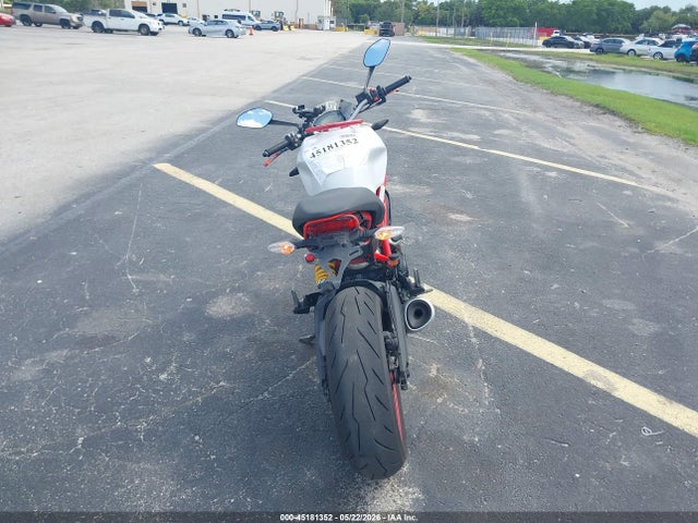 Ducati Monster 797+