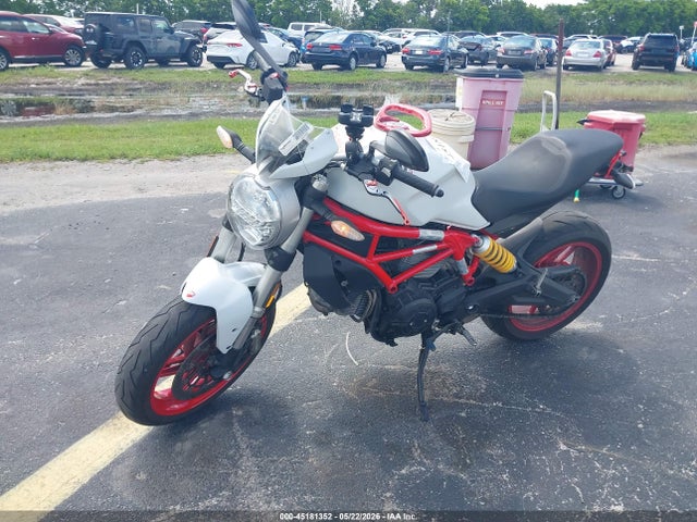 Ducati Monster 797+