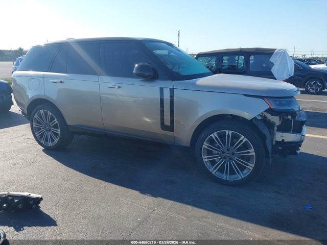 Salvage Land Rover Range Rover Image