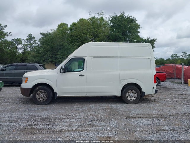 Nissan Nv