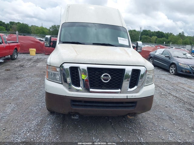 Nissan Nv