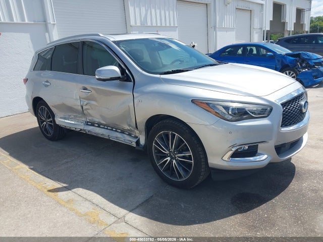 Salvage INFINITI Qx Image