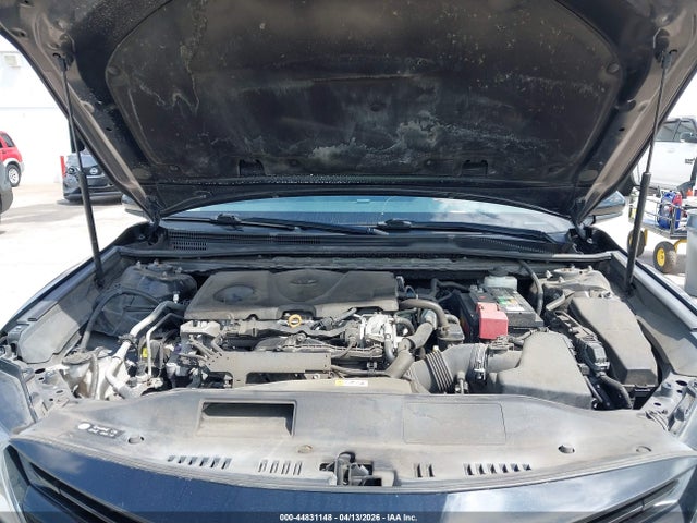 Toyota Camry L