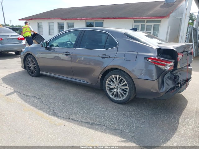 Toyota Camry Xle