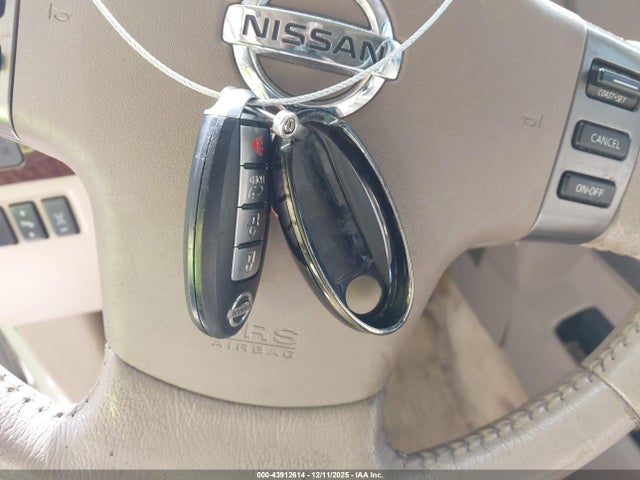Nissan Armada Platinum