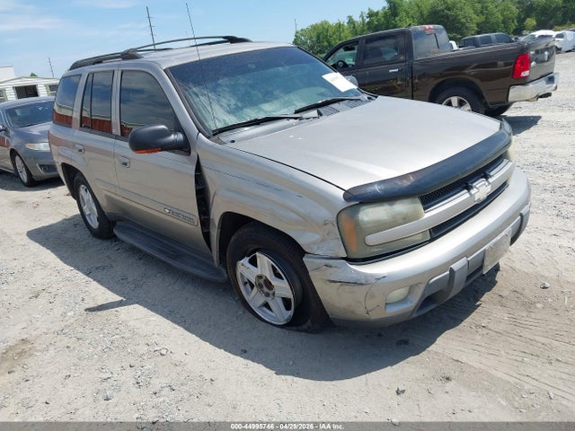 Salvage Chevrolet Trailblazer Image