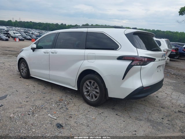 Toyota Sienna Xle