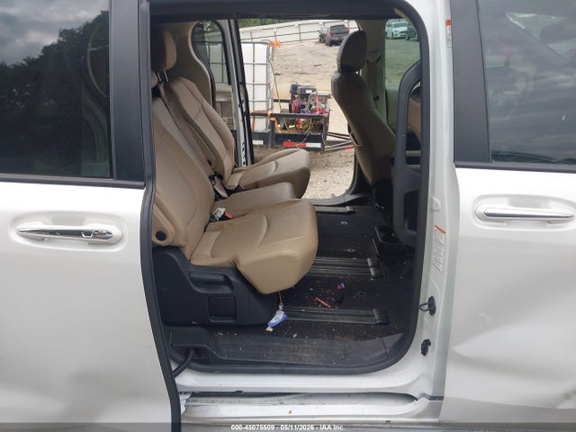 Toyota Sienna Xle