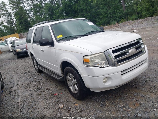 Salvage Ford Expedition Image