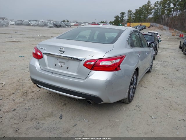 Nissan Altima 2.5 Sv