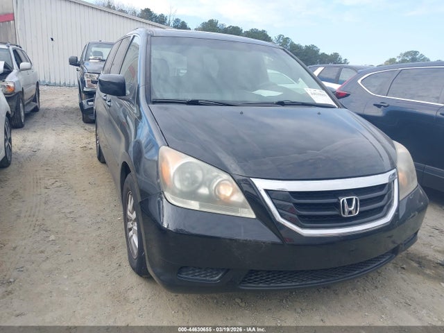 Salvage Honda Odyssey Image