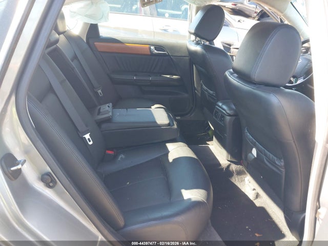 INFINITI M35x