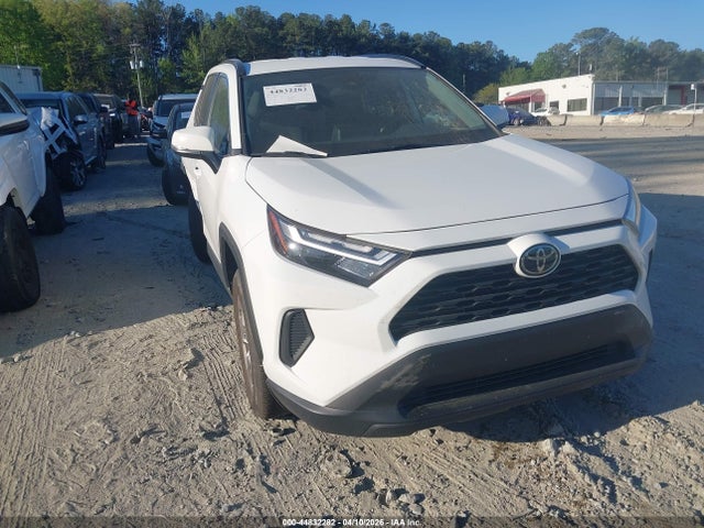 Salvage Toyota RAV4 Image