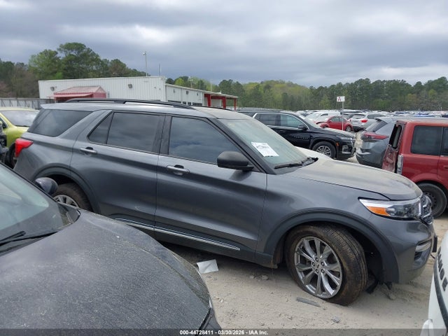 Ford Explorer Xlt