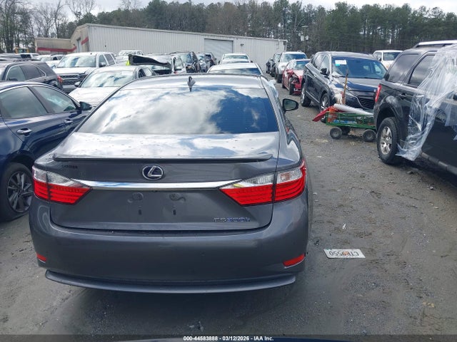 Lexus Es