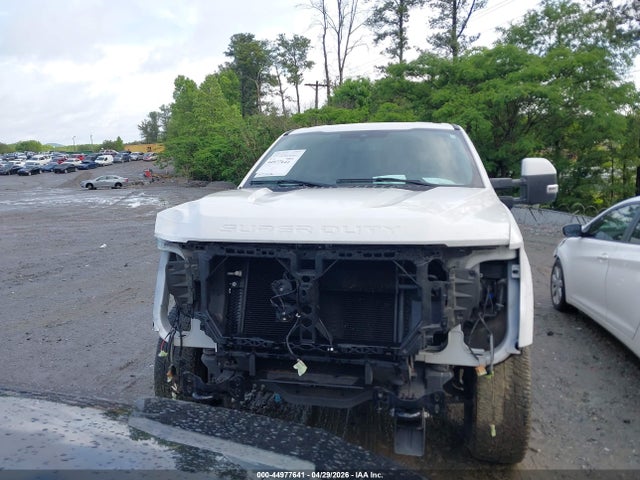 Ford F-250 Lariat