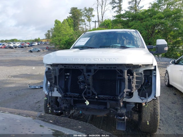 Ford F-250 Lariat