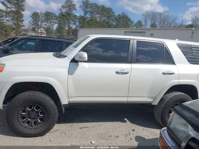 Toyota 4Runner Sr5