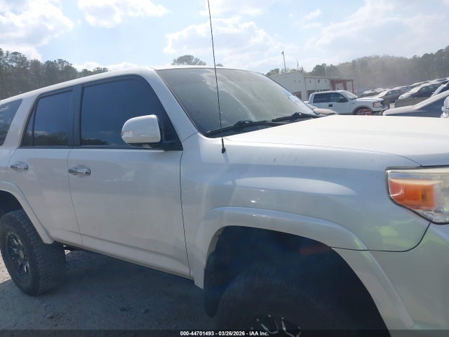 Toyota 4Runner Sr5